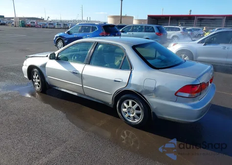 2002 Honda Accord 2.3 Se z USA, uszkodzony, nr VIN 1HGCG56712A064900